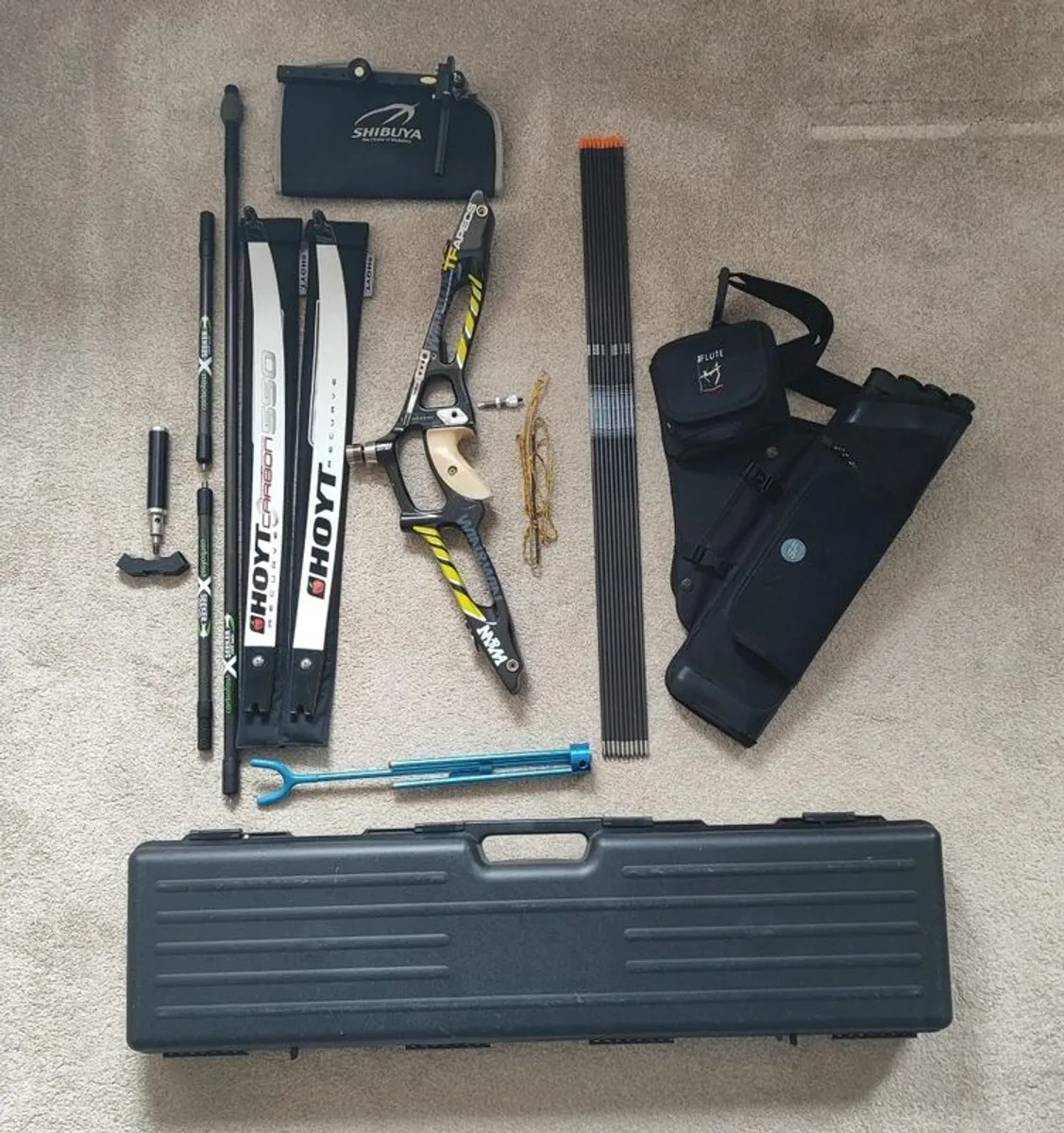 Complete Archery Kit - Image 1