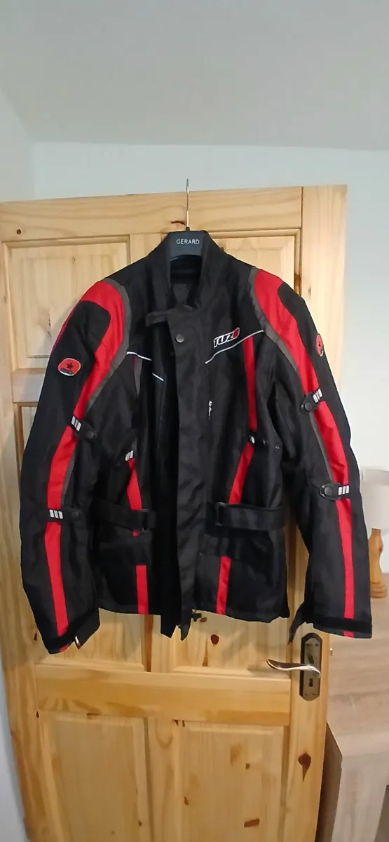 Motorcycle jacket x2 - Image 4
