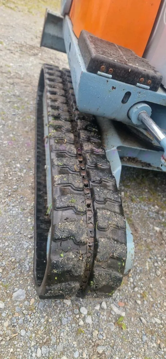 Rubber tracks Ex 30 - Image 3