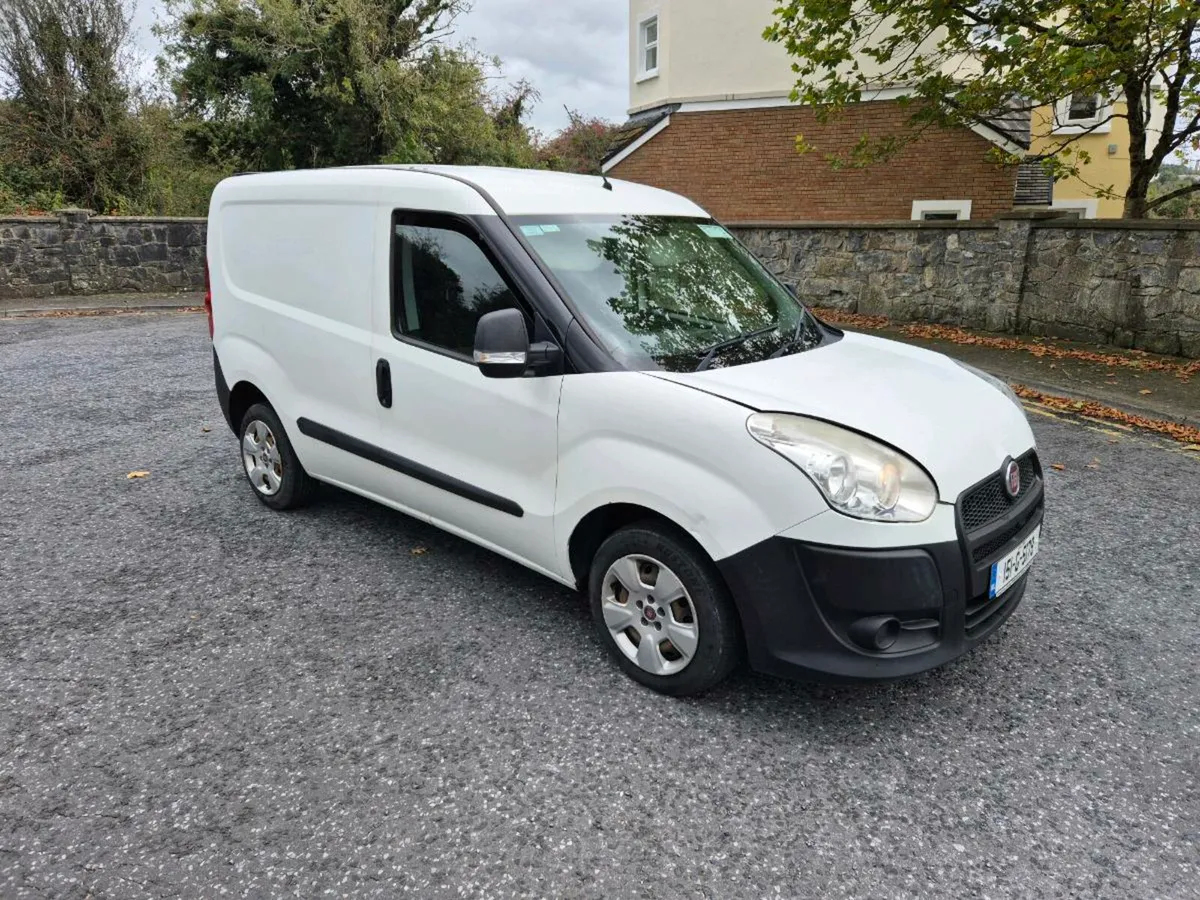 2015 FIAT DOBLO - Image 1