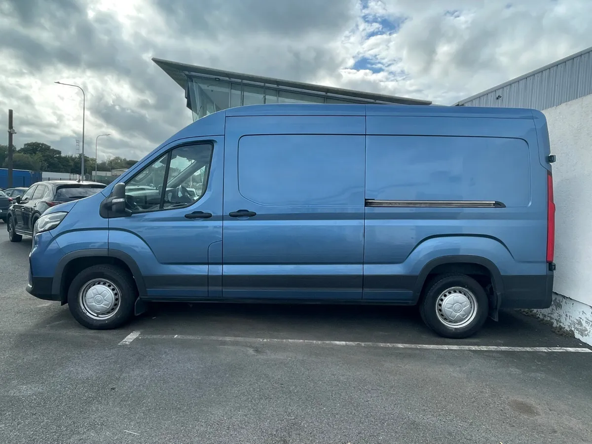 Maxus DELIVER 9 2.0 Diesel - Image 2