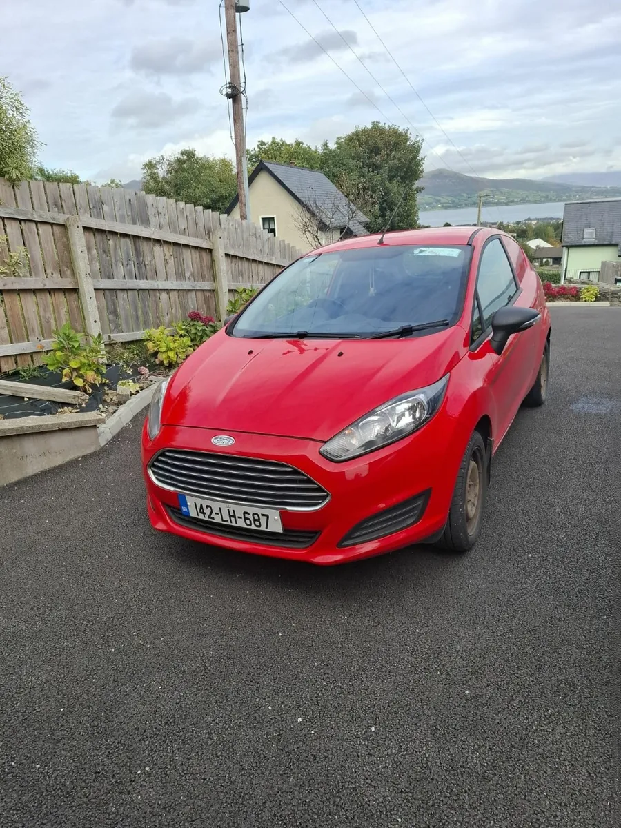 Ford Fiesta 2014 - Image 1