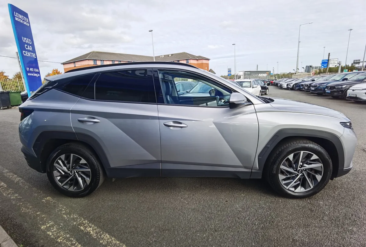 HYUNDAI TUCSON 1.6 EXECUTIVE VAN (€17,950 INC VAT) - Image 4