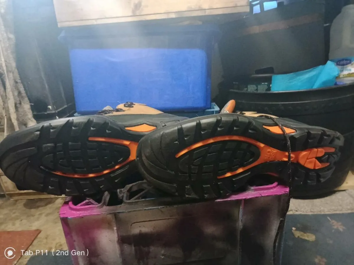 2 x safety boots 🥾🥾 - Image 2