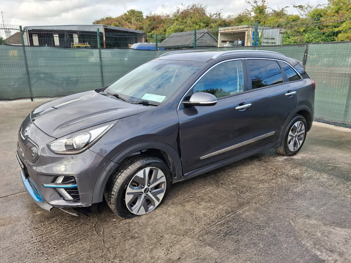 201 Kia Niro  64kwh  Ev  Auto - Image 3