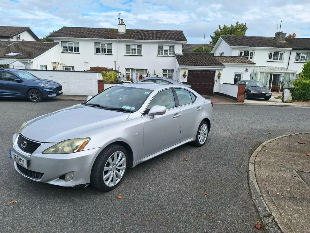 08 Lexus 220d - Image 4