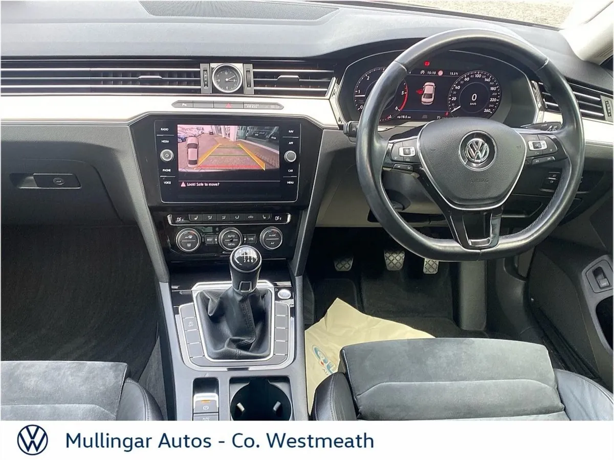 Volkswagen Passat 1.6 TDI 120HP Highline - Image 2