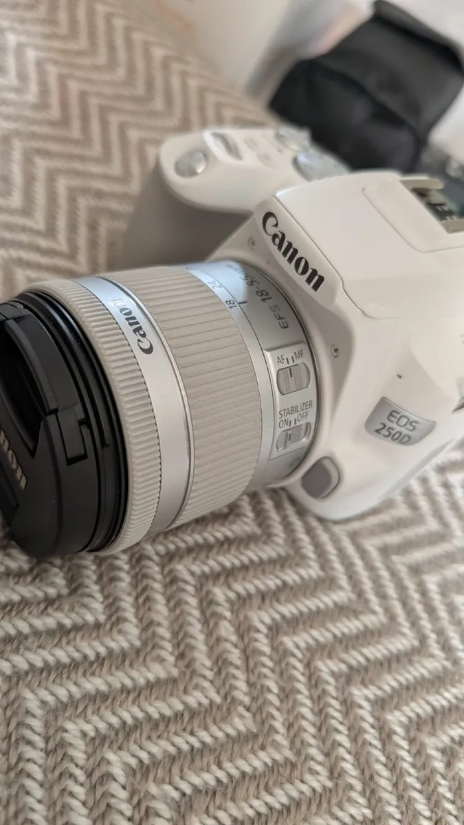 Canon EOS 250D + 18-55mm lens - Image 2