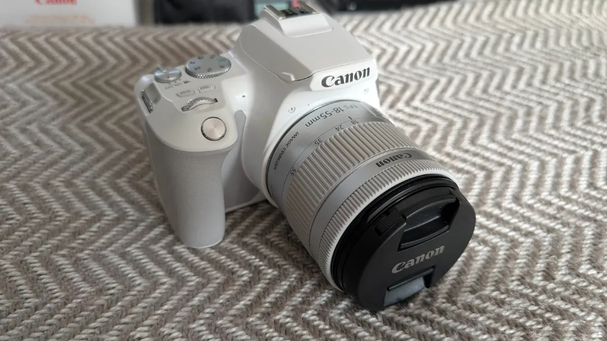Canon EOS 250D + 18-55mm lens - Image 4