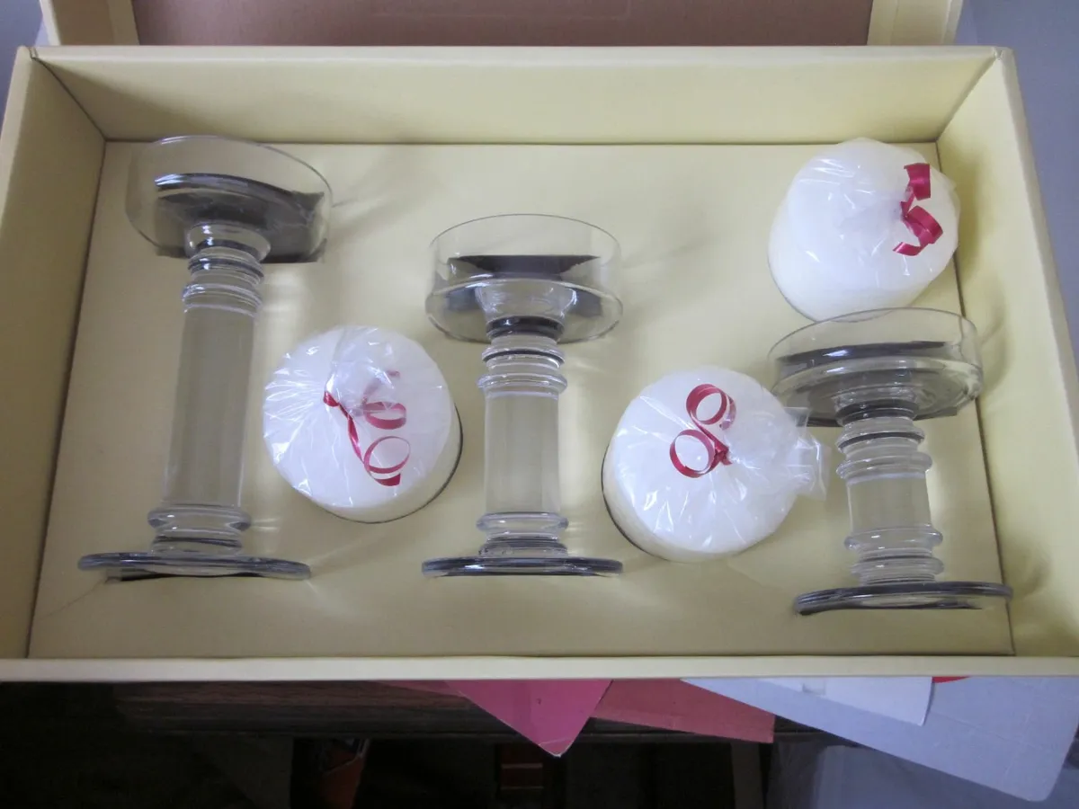 New Duiske Tri-Pillar Candleholder Set - Image 4