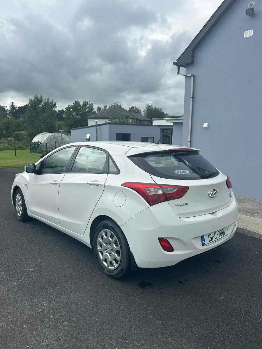 Hyundai i30 2015 - Image 2