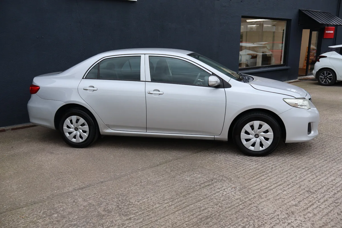 Toyota Corolla New NCT Huge Service History - Image 2