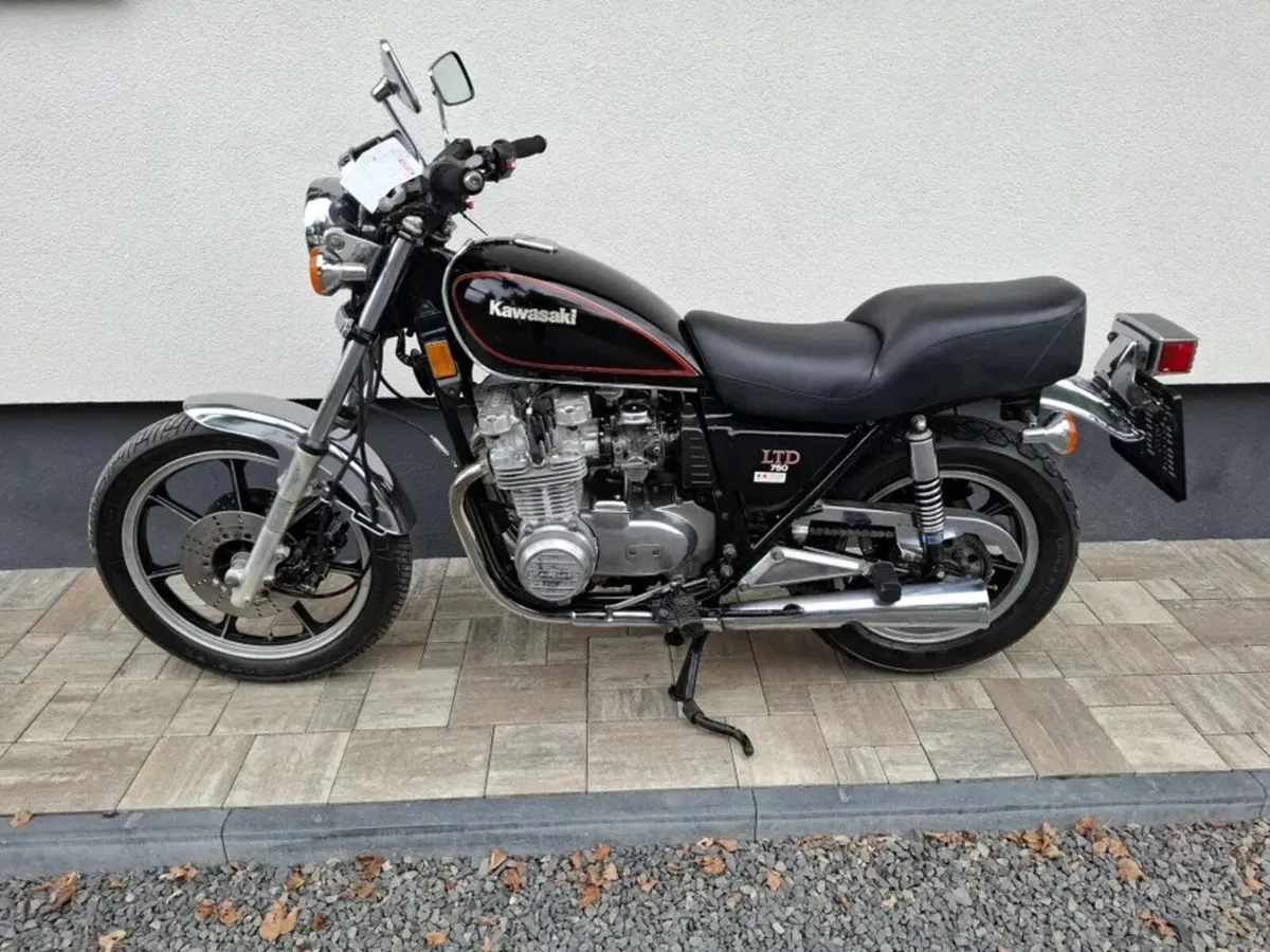 Honda Xbr500 - 1 owner Kawasaki ldt750 - Image 3