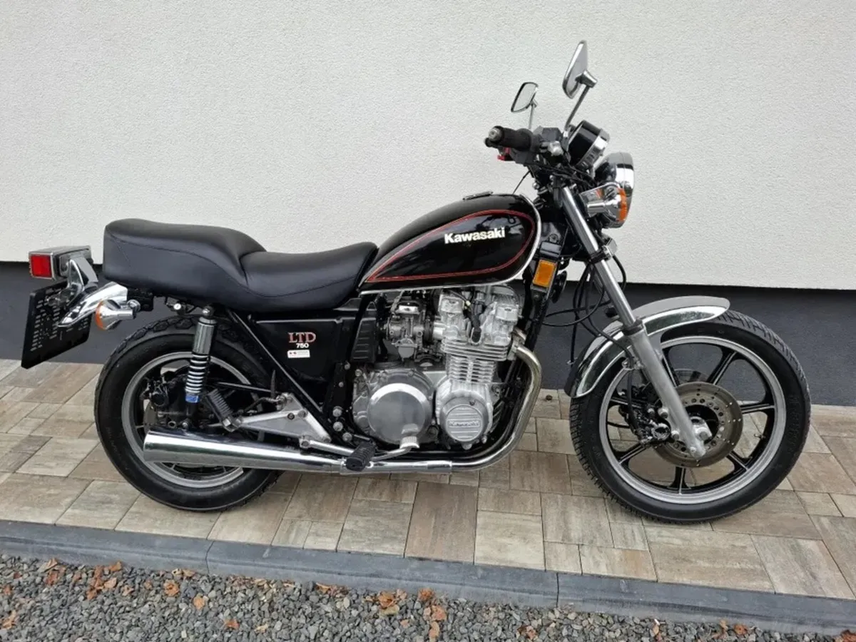 Honda Xbr500 - 1 owner Kawasaki ldt750 - Image 4
