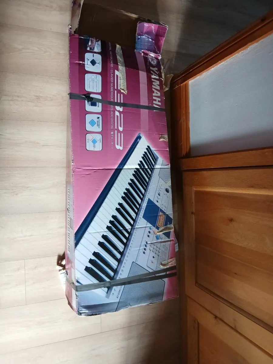 Piano Keyboard - Image 3