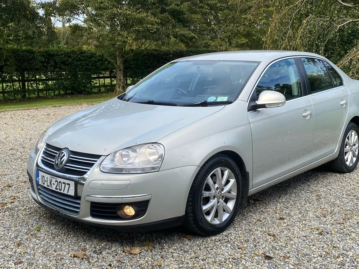 Volkswagen Jetta - Image 2