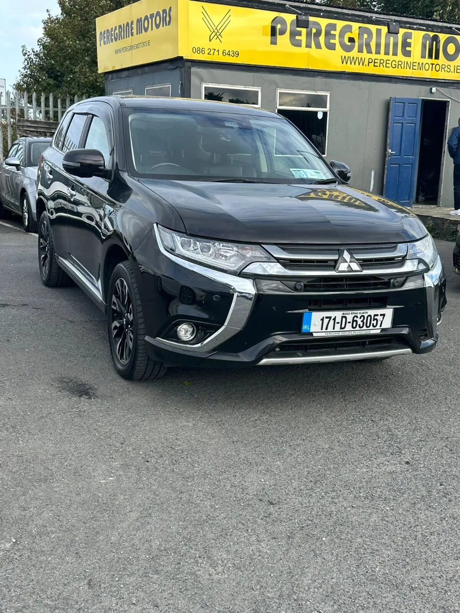Mitsubishi Outlander hybrid - Image 1