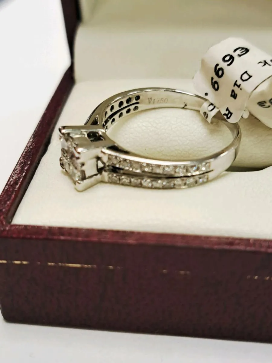 9K White Gold Diamond Ring 9CT - Image 2