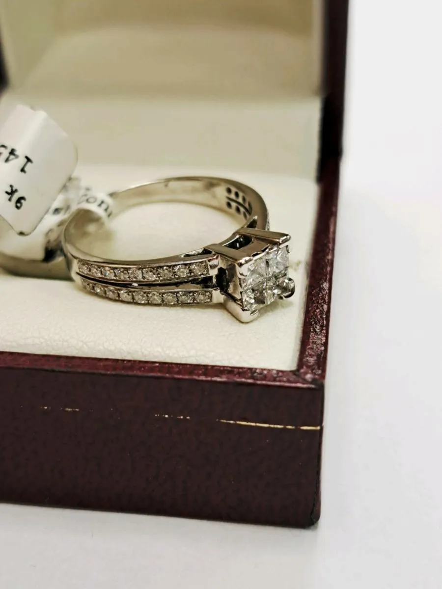 9K White Gold Diamond Ring 9CT - Image 3