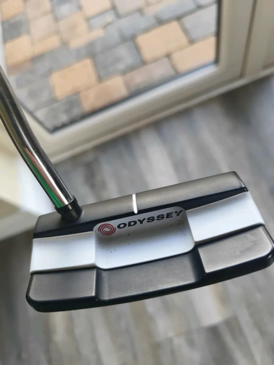 Odyssey Versa putter - Image 2