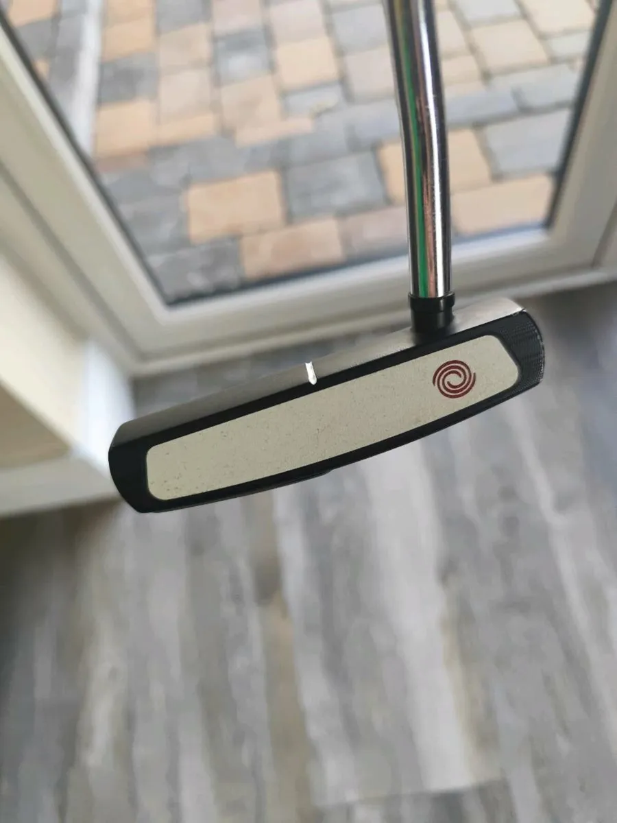 Odyssey Versa putter - Image 3