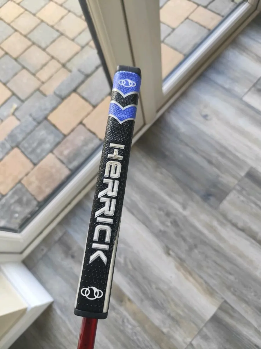 Odyssey Versa putter - Image 4
