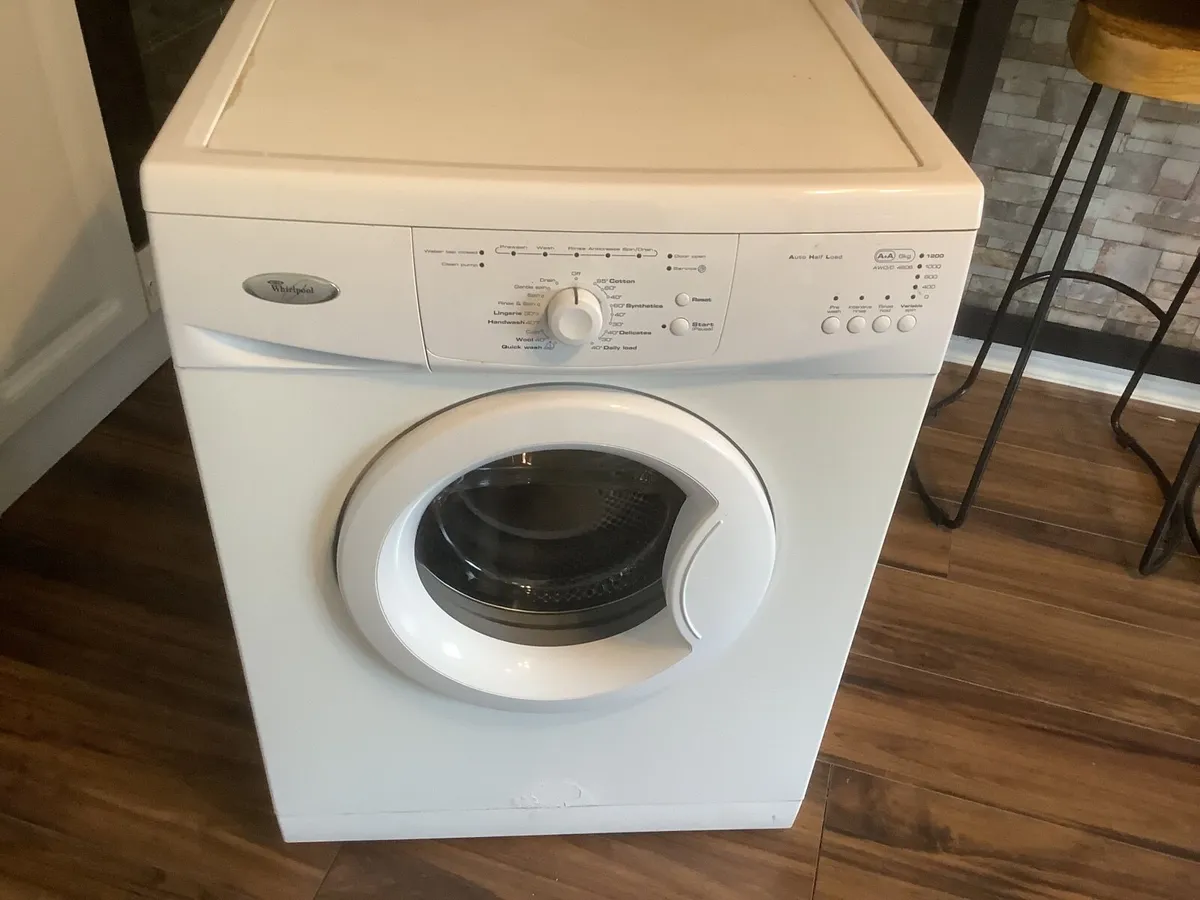 Washing machine - Image 1