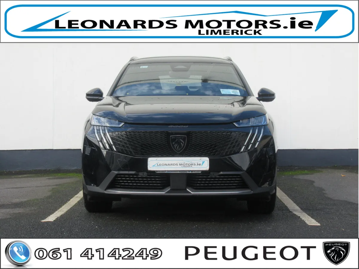 252 Peugeot 5008 Allure 1.2 Hybrid 136bhp *DEMO* - Image 2