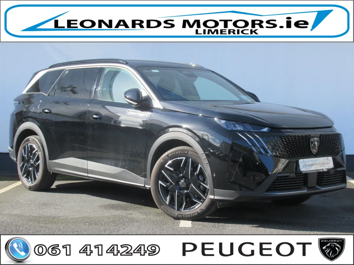 252 Peugeot 5008 Allure 1.2 Hybrid 136bhp *DEMO* - Image 1