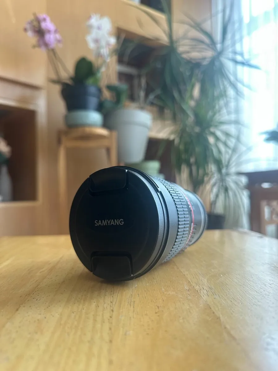 Samyang MF 85mm f1.4 Lens for Sony Emount - Image 2