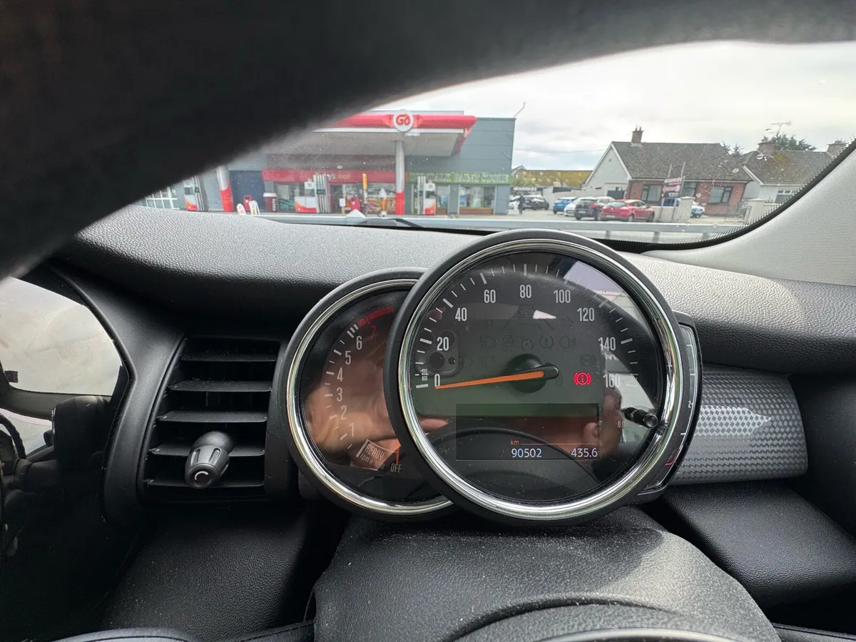 2018 Mini Cooper | 90,000km | 1.5L petrol | 5 door - Image 2