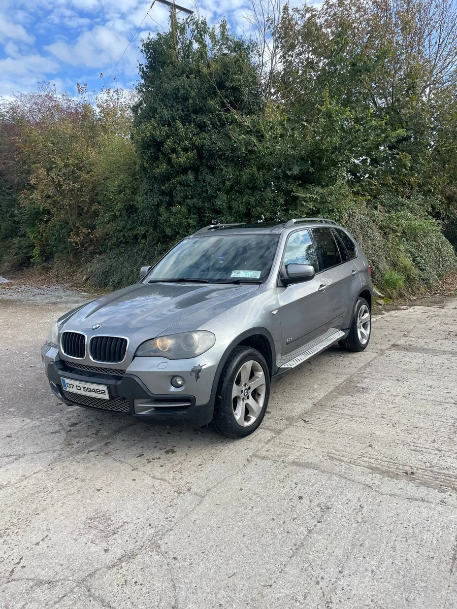 Bmw x5 crewcab commercial - Image 1