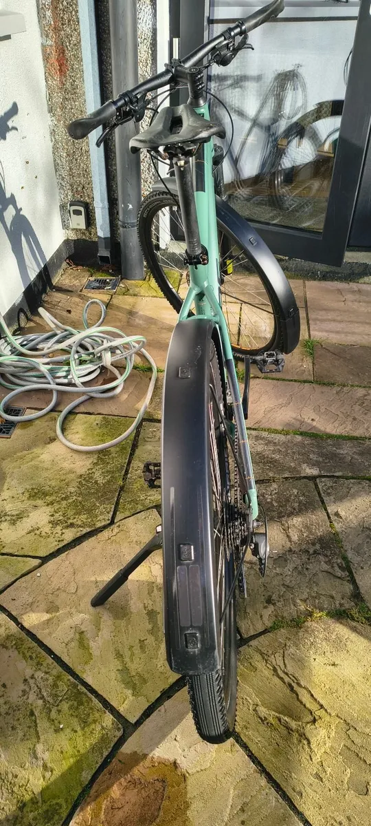 Commuter mountain bike Cube Aim Pro - Image 2