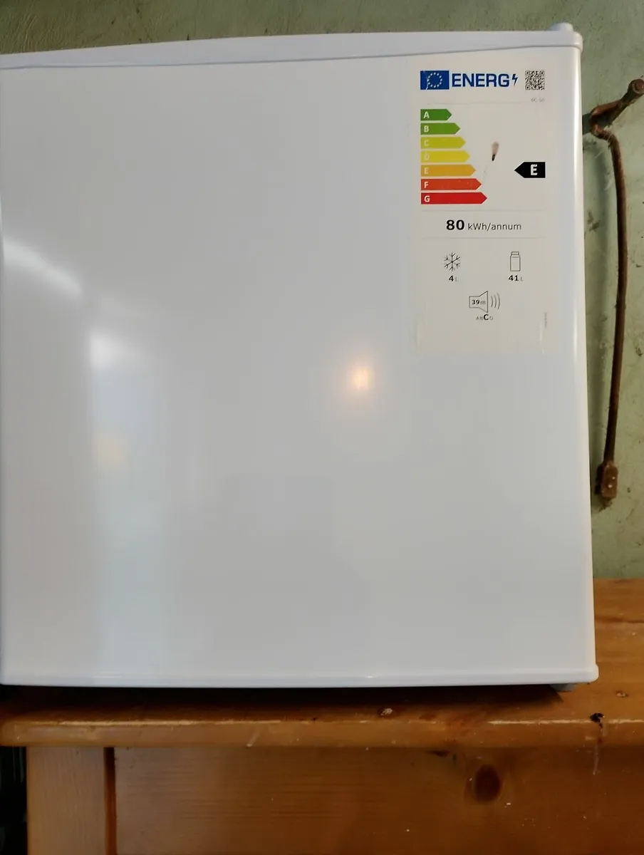 Mini fridge - Image 3
