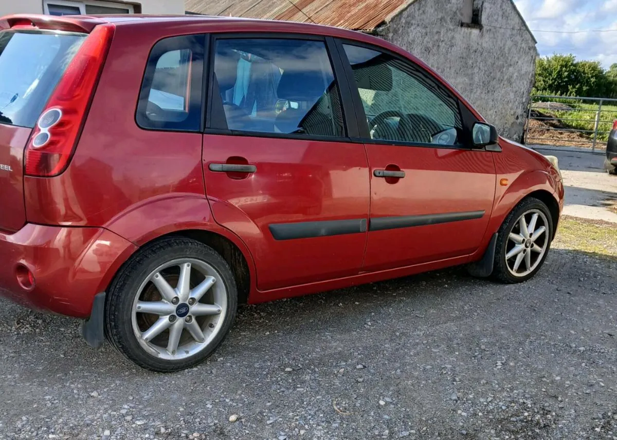 Ford Fiesta - Image 1