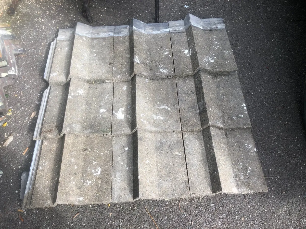 Reclaimed Redland Delta Concrete tiles - Image 2