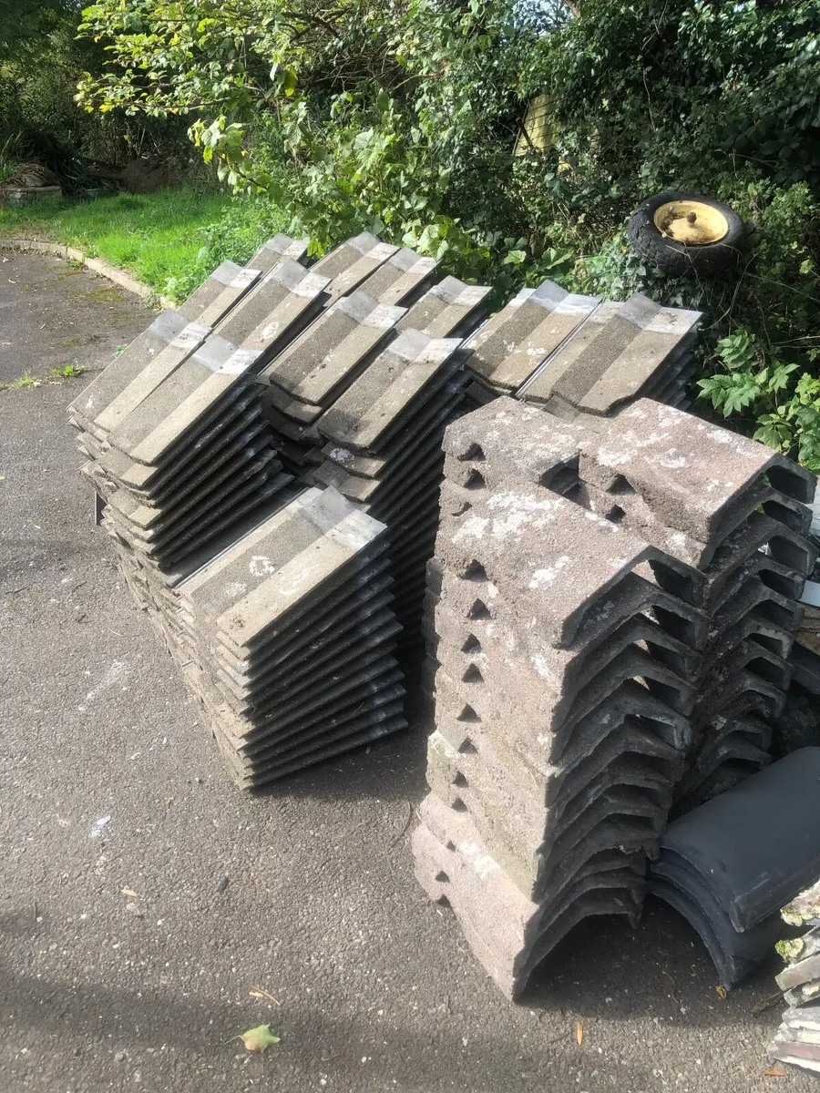 Reclaimed Redland Delta Concrete tiles - Image 3