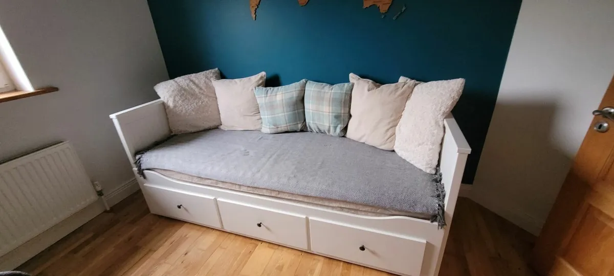 Furniture - Image 4
