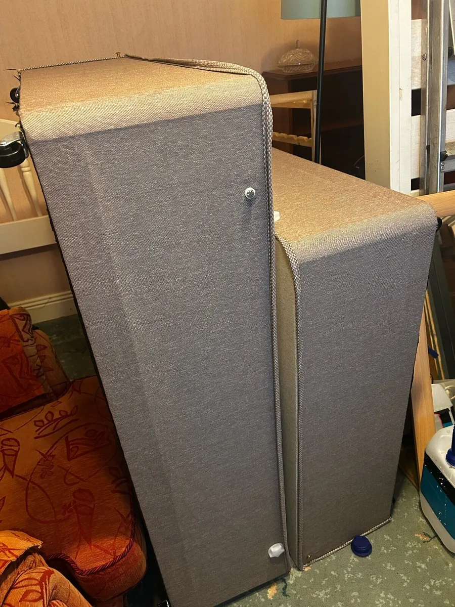Bed and mattress - Image 1