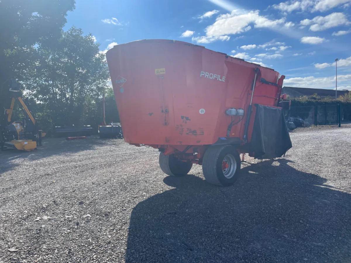Kuhn Profile Diet Feeder - Image 4
