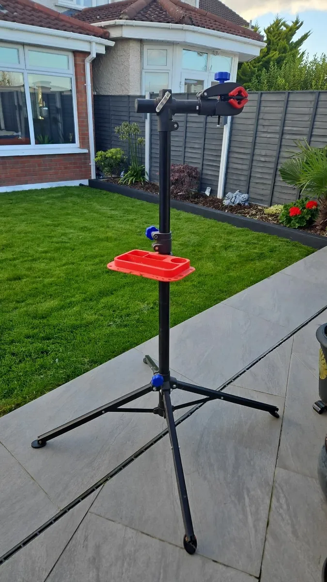 Brand new bike repair stand