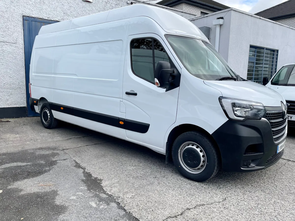 Renault Master LH35 2.3 DCI 135BHP Extra H/R,2023 - Image 3