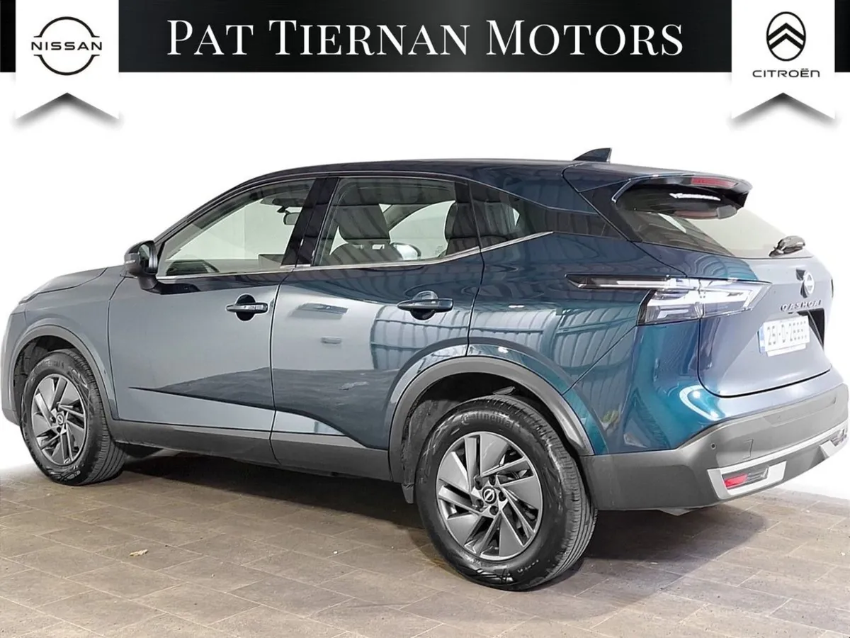 Nissan QASHQAI 1.3 PET Mild Hybrid SV - Image 2
