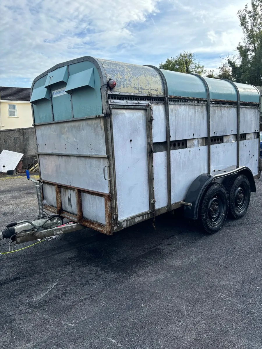 Richardson Livestock trailer - Image 2