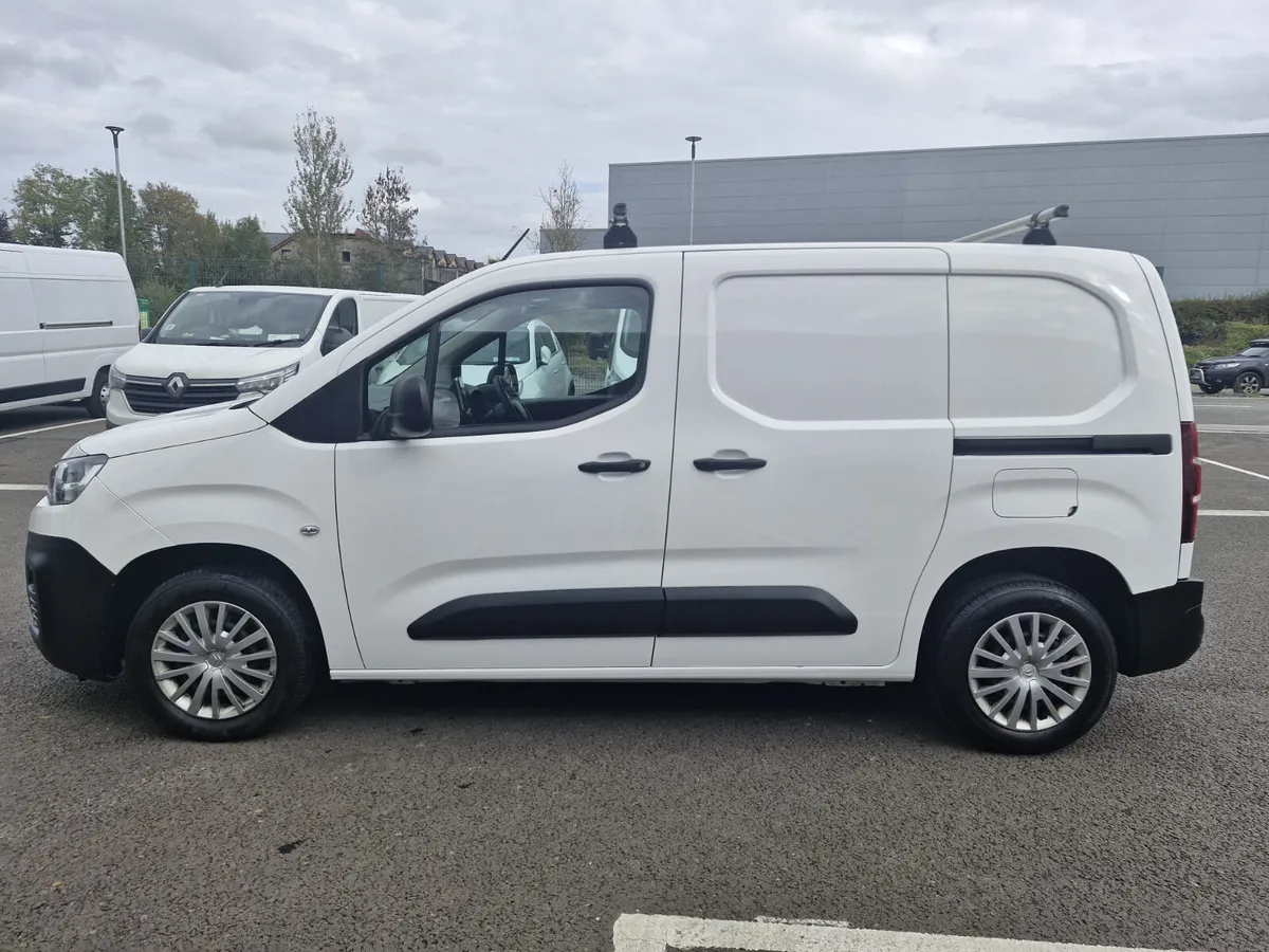 Citroen Berlingo 2022 - Image 4