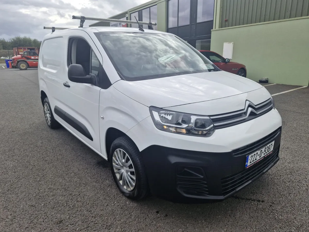 Citroen Berlingo 2022 - Image 1