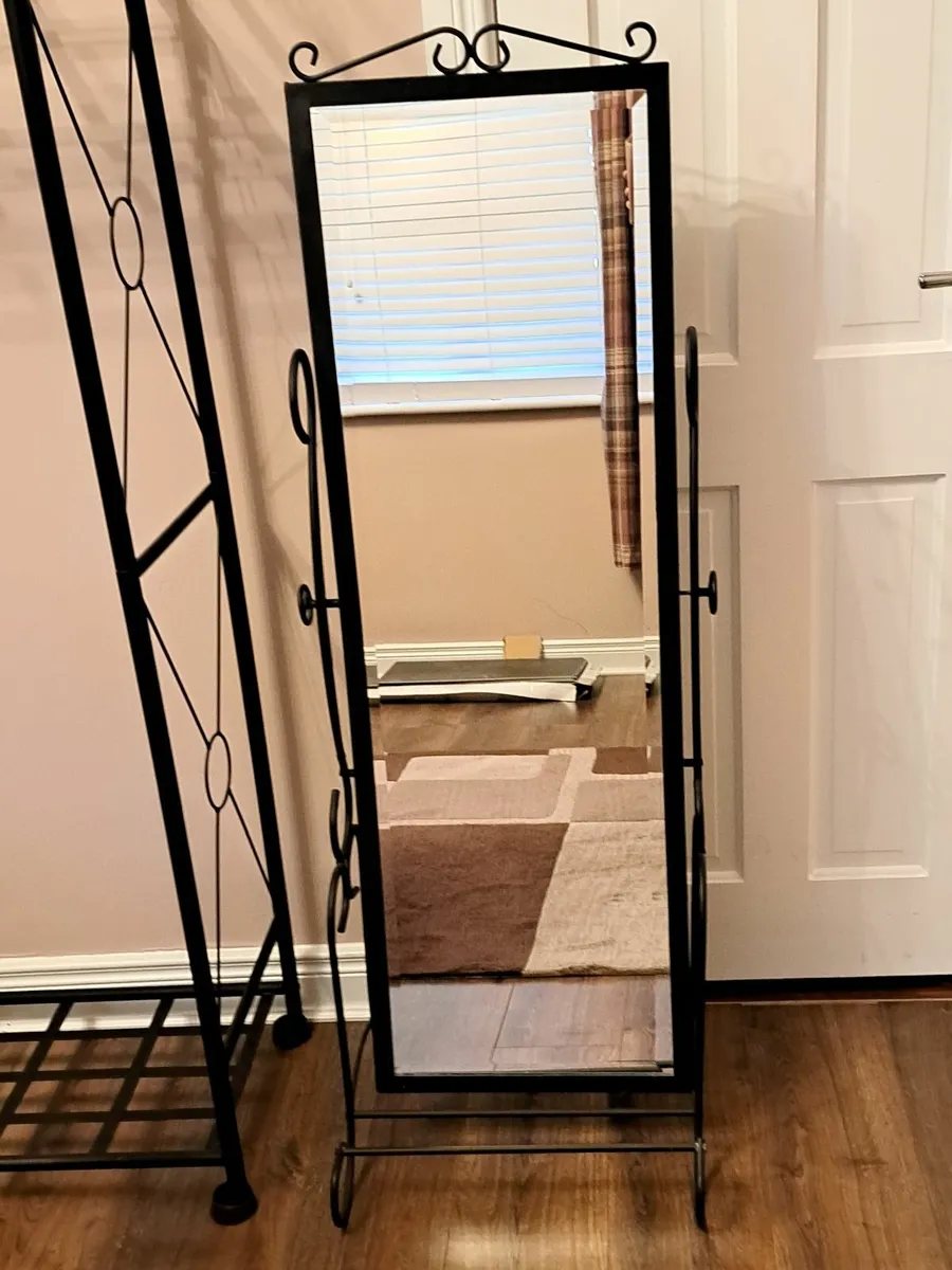 Free Standing Mirror