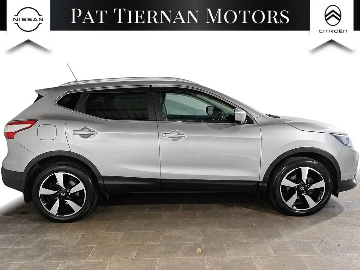 Nissan QASHQAI 1.2 PET SV Premium - Image 3
