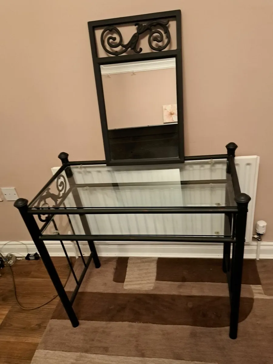Console table