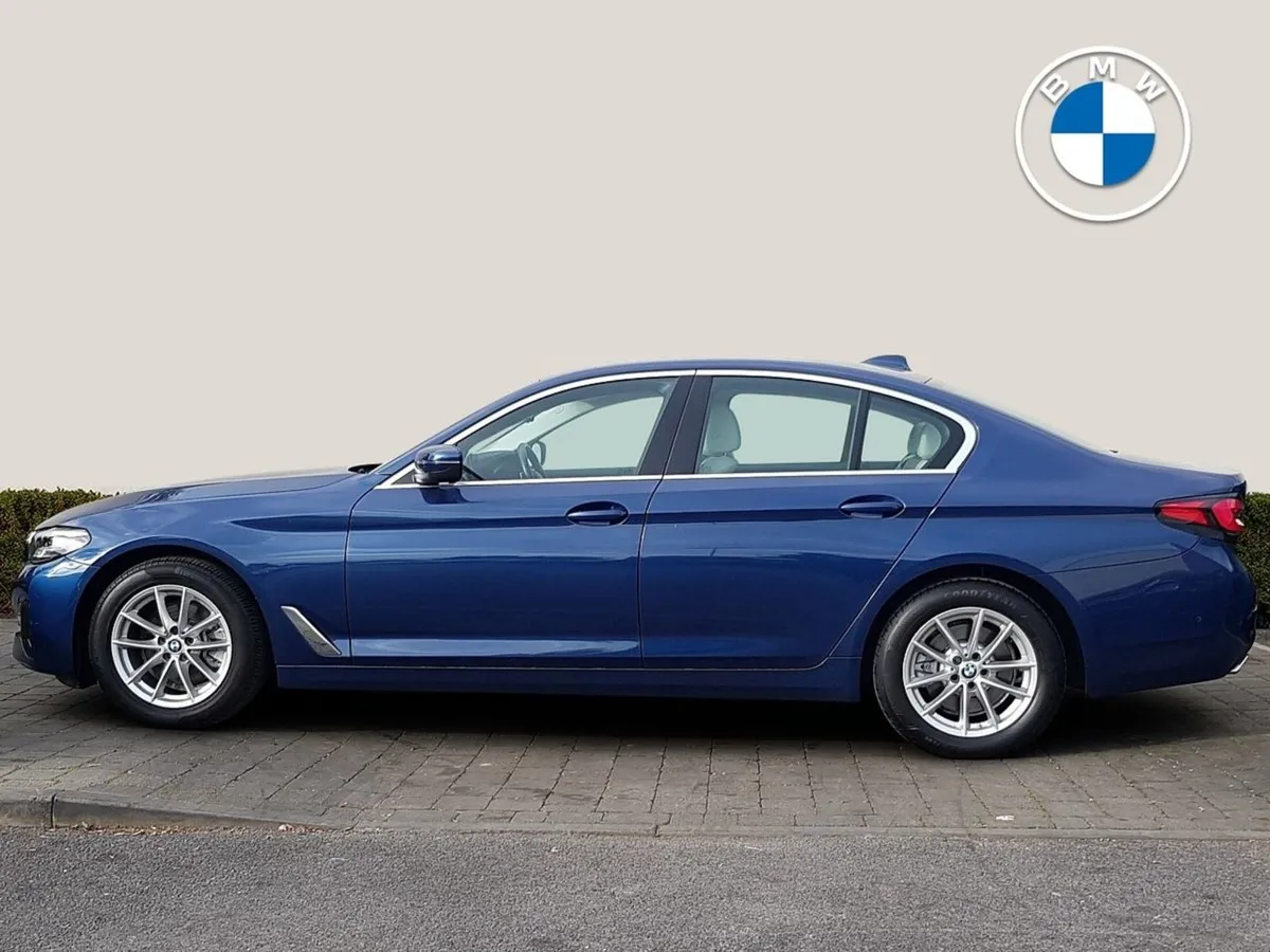 BMW 5 Series 520d SE - Image 3